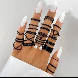 Set of black rings